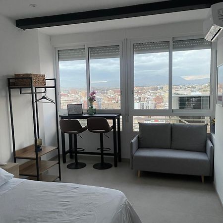 Sky Views Studio In City Centre 阿利坎特 外观 照片