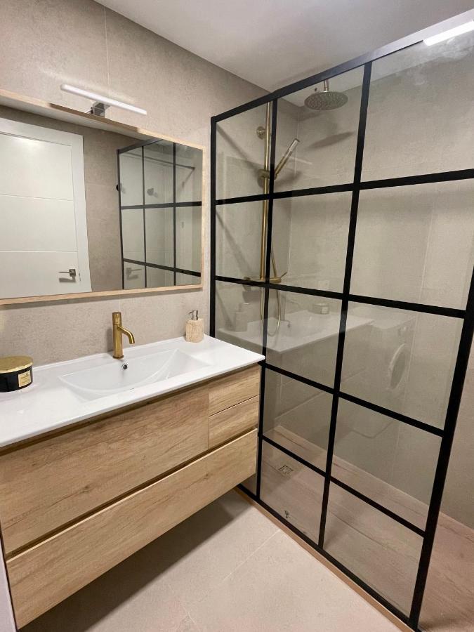 Sky Views Studio In City Centre 阿利坎特 外观 照片