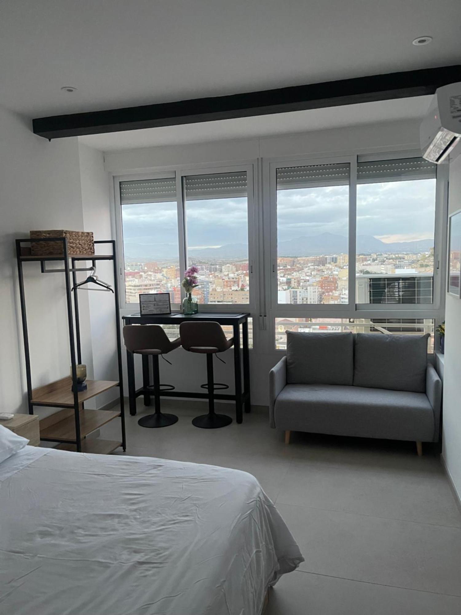 Sky Views Studio In City Centre 阿利坎特 外观 照片